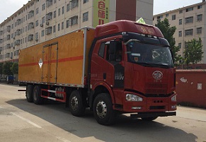 解放危險(xiǎn)廢物雜項(xiàng)廂式運(yùn)輸車.jpg 解放危險(xiǎn)廢物雜項(xiàng)廂式運(yùn)輸車.jpg